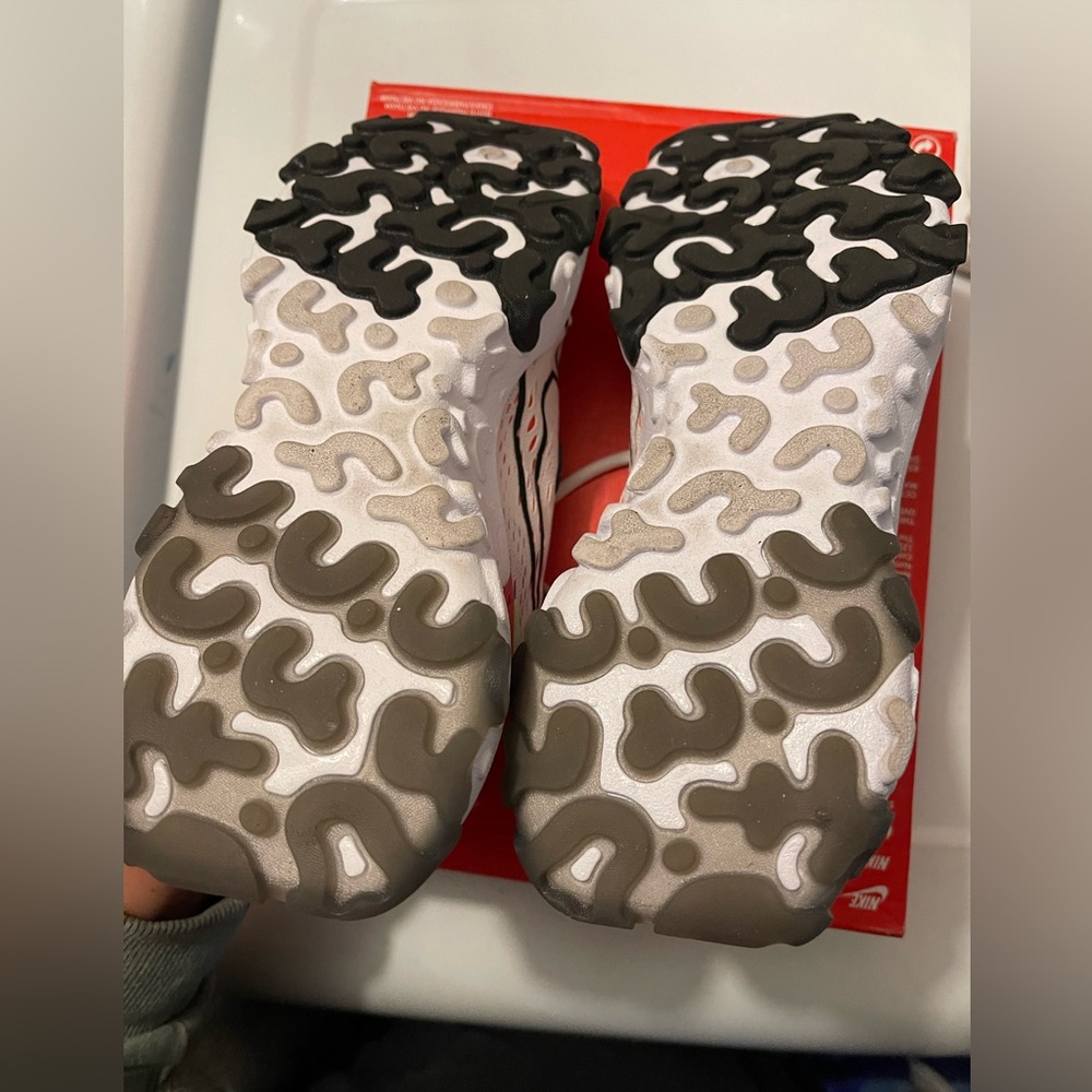 Nike React Sneakers - image 4